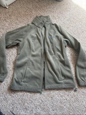 Columbia Olive Green Fleece Jacket with Stand Collar